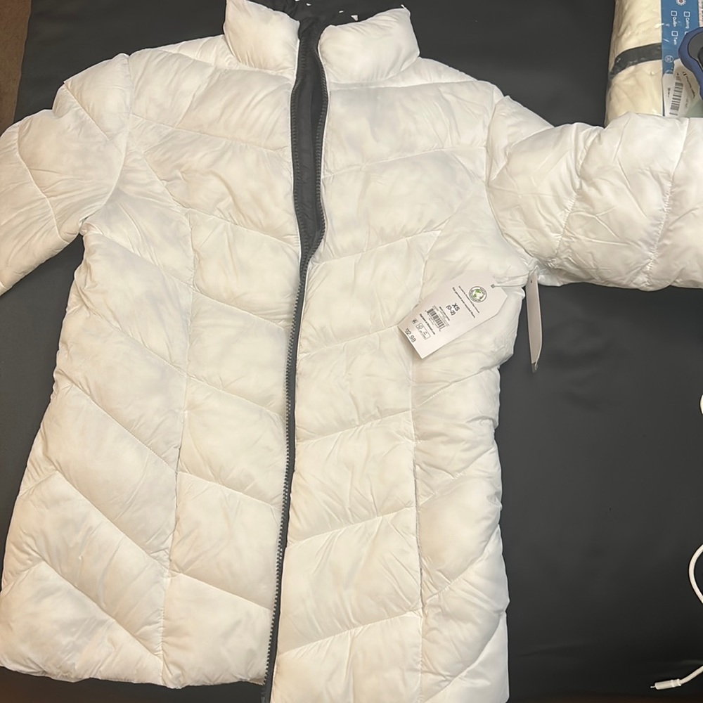 Kids xs coat all white bubble coat